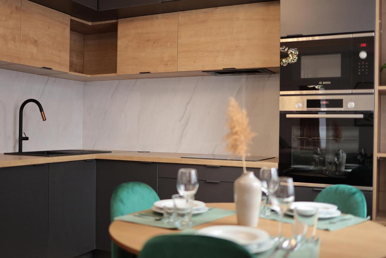 Beautiful And Stylish 2 Bedroom Apartment In The City Center And In The Pedestrian Zone Bratysława Zewnętrze zdjęcie
