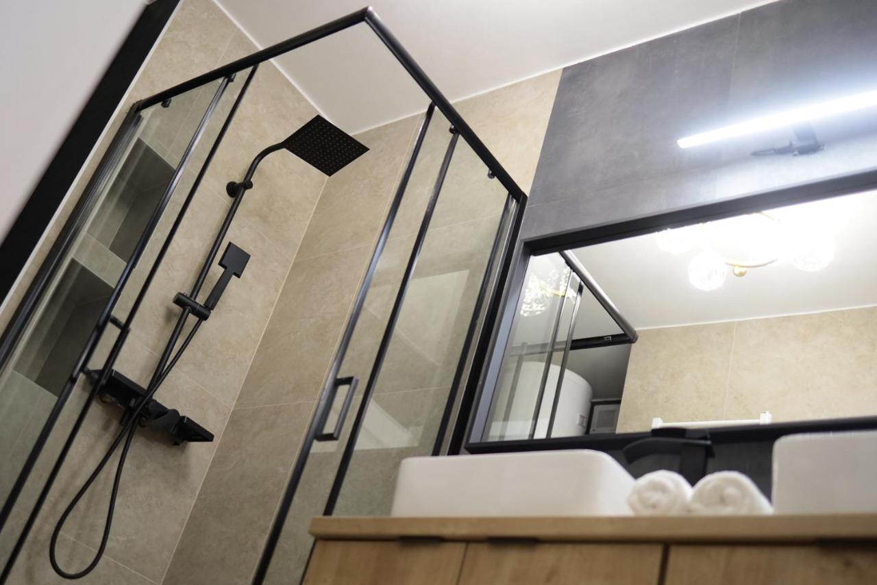 Beautiful And Stylish 2 Bedroom Apartment In The City Center And In The Pedestrian Zone Bratysława Zewnętrze zdjęcie