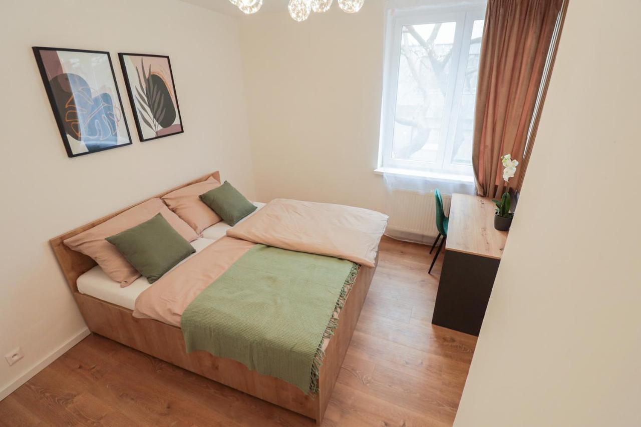 Beautiful And Stylish 2 Bedroom Apartment In The City Center And In The Pedestrian Zone Bratysława Zewnętrze zdjęcie